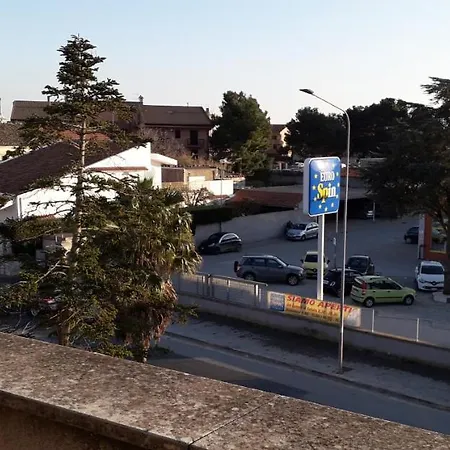 La Mansarda Di Katia Gasthuis Ragusa