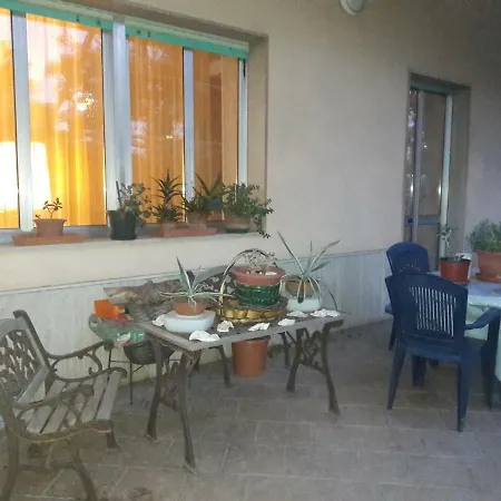 La Mansarda Di Katia Gasthuis Ragusa